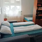 Sweet Kobylisy Lägenhet *